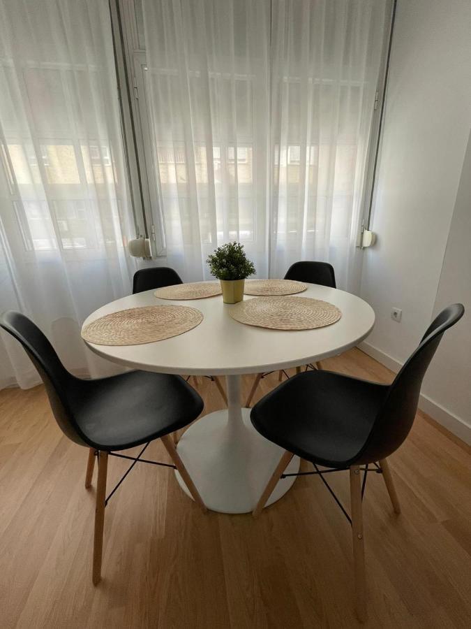 Holidays2Malaga 2 Bedroom Armengual De La Mota Close Shopping Center 외부 사진