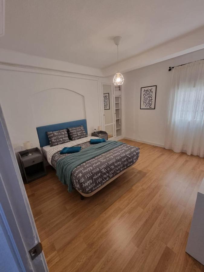 Holidays2Malaga 2 Bedroom Armengual De La Mota Close Shopping Center 외부 사진