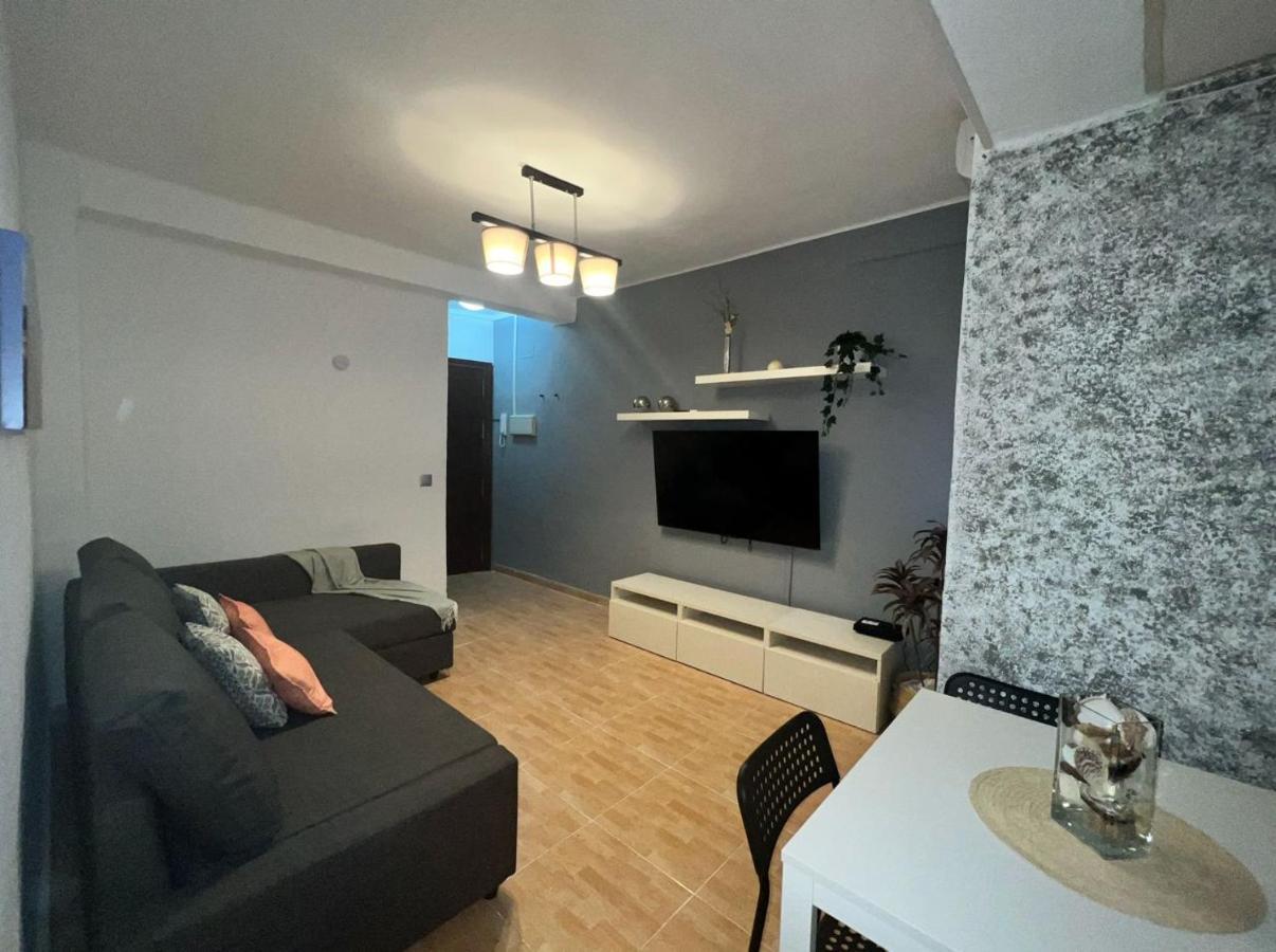 Holidays2Malaga 2 Bedroom Armengual De La Mota Close Shopping Center 외부 사진